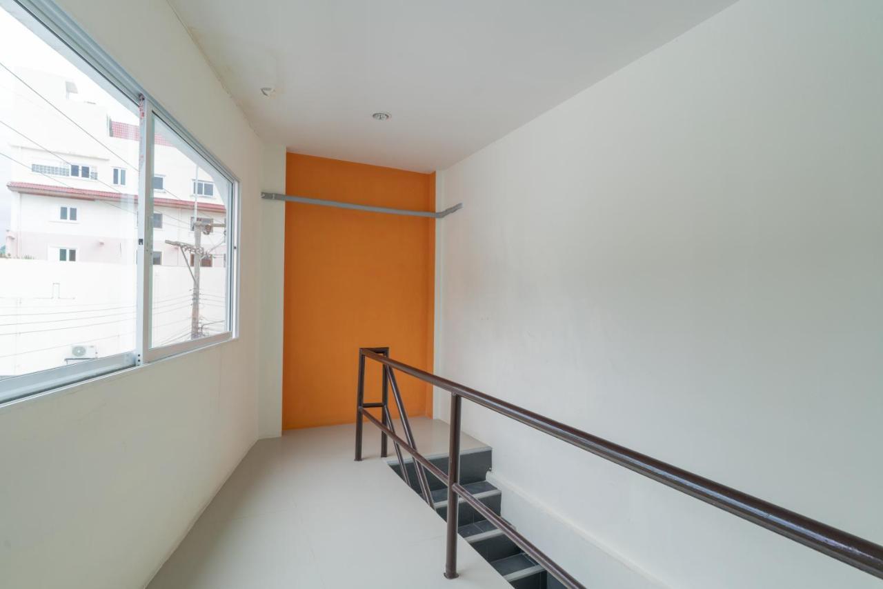 Grey Door Hotel Patong Exterior photo
